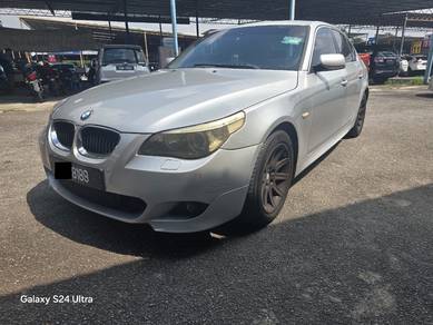 2004 BMW 520i 20i (CBU)