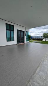 Semi-Detached House For Sale in Cheng,MLK