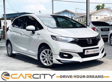 Honda Jazz Hybrid HYBRID in Cheras, SGR