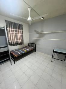 Room in Damansara Damai, SGR