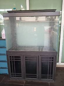 Fish tank 