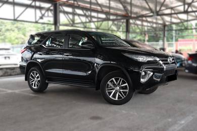 Toyota Fortuner SRZ in Puchong, KUL