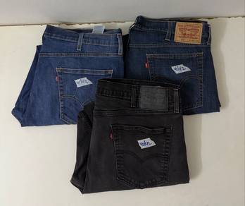 Levi’s Jeans sz 40 Combo::