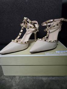Valentino garavani rockstud heels