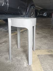 Kerusi Plastik Moden / Round Stool Chair (Set 6 Bi
