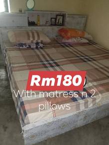 king size bed