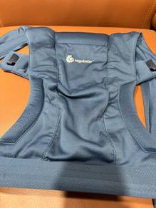 priginal Egrobaby Embrace Soft Baby Carrier