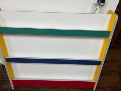 Kindergarten book rack