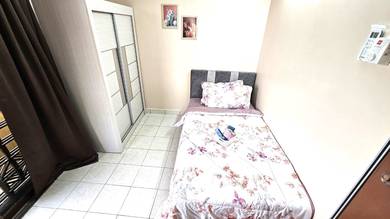 Room in Kota Damansara, SGR