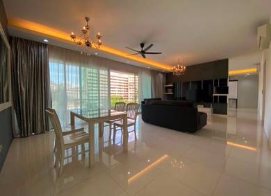 Condominium For Rent in Central Park