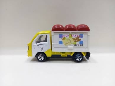 Tomica No.10 Subaru Sambar Bakery Diecast Car Truc