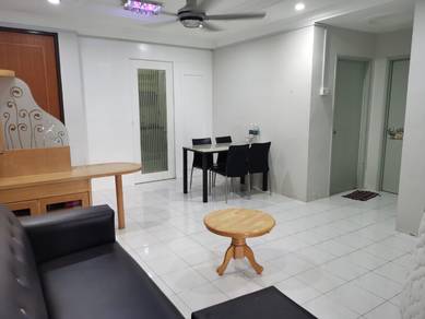 Condominium For Rent in Symphony Park (Jelutong)