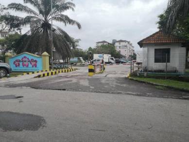 Room in Puchong, SGR