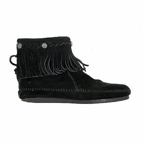 Minnetonka Women's Boot Shoe Black Suede Leather