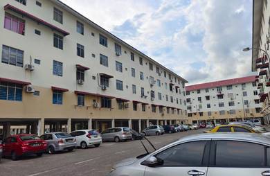 Flat For Sale in Taman Seri Orkid