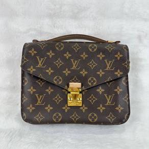 Authentic LV Pochette Metis Brown Monogram Bag