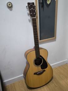 Acoustic Guitar Yamaha FS800