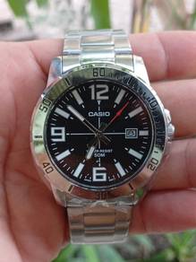 jam Casio tanah hitam