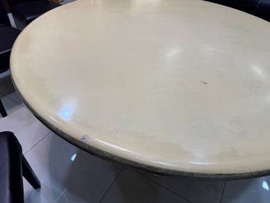 Selling Chairs and Table