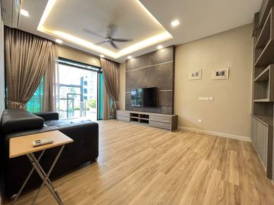 Condominium For Sale in The Light Collection II