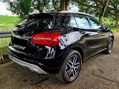 Mercedes Benz GLA200 200 (CBU) in Sungai Besi, KUL