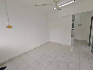 Flat For Sale in Rumah Pangsa Murni & Melor