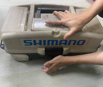 Kotak pancing Shimano