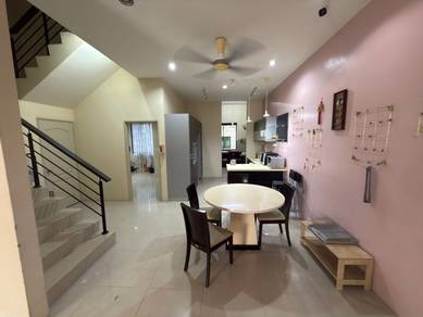2.5-storey Terraced House For Sale in Juru,PNG