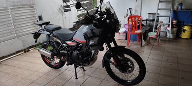 Royal Enfield Himalayan 452