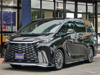 Lexus LM 500H VERSION L in Ampang, KUL