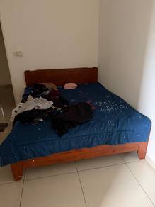 Bedframe + Bed