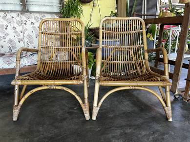Vintage antique rattan chair + topper