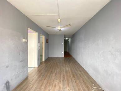 Apartment For Sale in Cendana Apartment