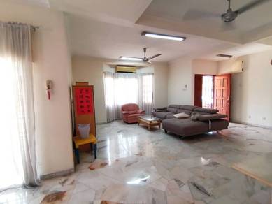 Bungalow House For Sale in Rawang,SGR