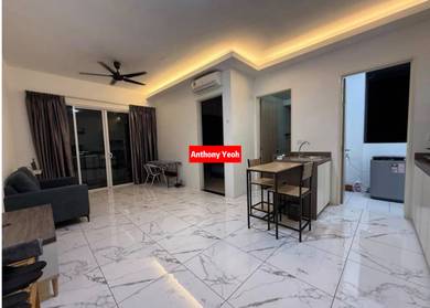 Condominium For Rent in Quay West Residence