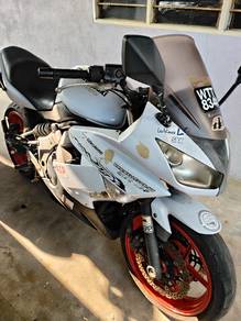 Kawasaki ER-6f