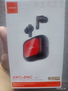 MOXOM MX-TW67 ANC Wireless Earbuds