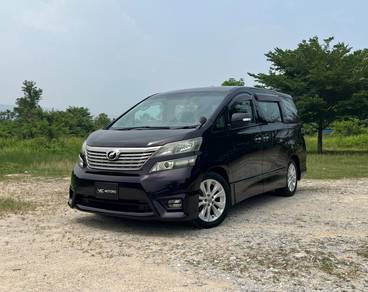 Toyota Vellfire Z PLATINUM SELECTION II in Kajang, SGR