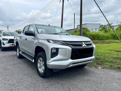 Mitsubishi Triton VGT M/T in Kuching, SWK