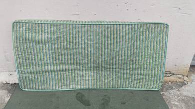 YD64G Tilam Single Coconut Fiber Mattress 4" Green