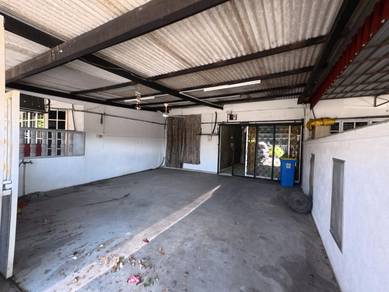 2-storey Terraced House For Sale in Banting,SGR