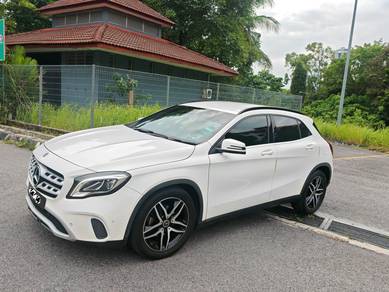 Mercedes Benz GLA200 200 (CBU) in Cheras, KUL