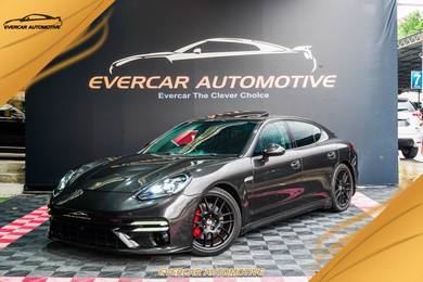 Porsche Panamera 4S in Desa Petaling, KUL
