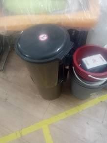 tong sampah baru