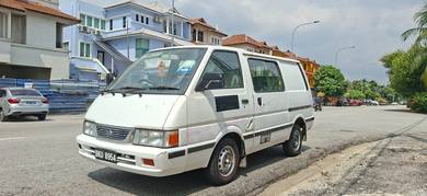 Nissan Vanette, Semi Panel