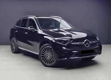 Mercedes Benz GLC350 350 E 4MATIC AMG LINE in Cheras, KUL