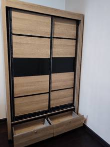sliding 2 door wardrobe.