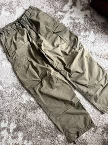 Uniqlo Parachute Cargo Pants