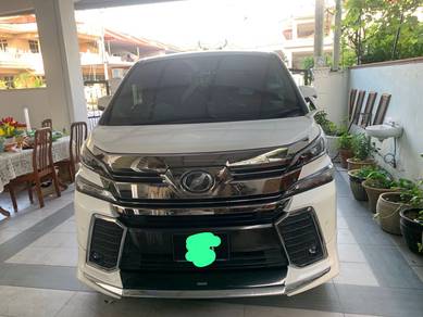 Toyota Vellfire in Jawi, PNG