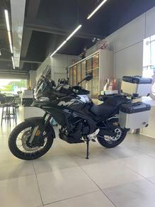 CFMOTO 700MT